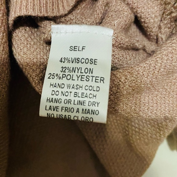 NWT Easel Dolman Sleeve Knit Top Small - Picture 4 of 4